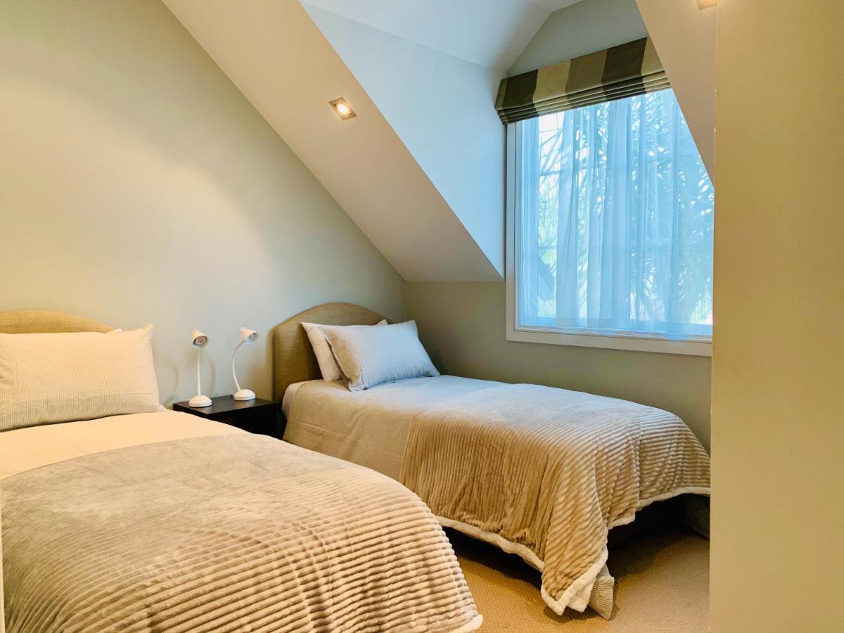 Tinkerbell Cottage 2-4 Bedroom- Russell Cottages Collection ภายนอก รูปภาพ
