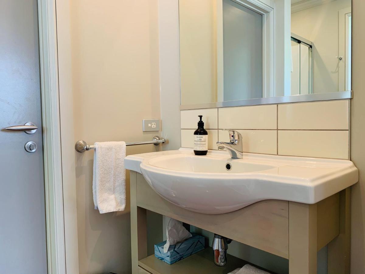 Tinkerbell Cottage 2-4 Bedroom- Russell Cottages Collection ภายนอก รูปภาพ